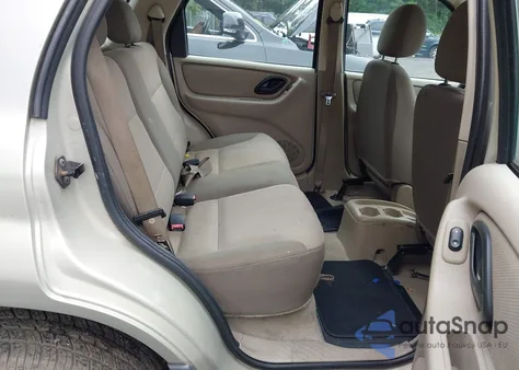 2003 Ford Escape Xls из США, поврежденный, VIN 1FMYU02B43KC97963